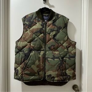 Nordic down vest in camo with eco-friendly PrimaLoft®